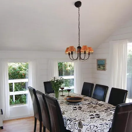Four-bedroom Holiday In Prázdninový dům