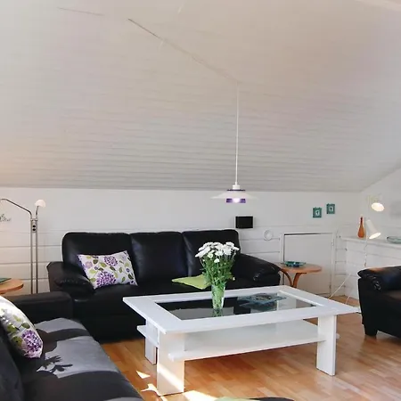 Four-bedroom Holiday In Prázdninový dům